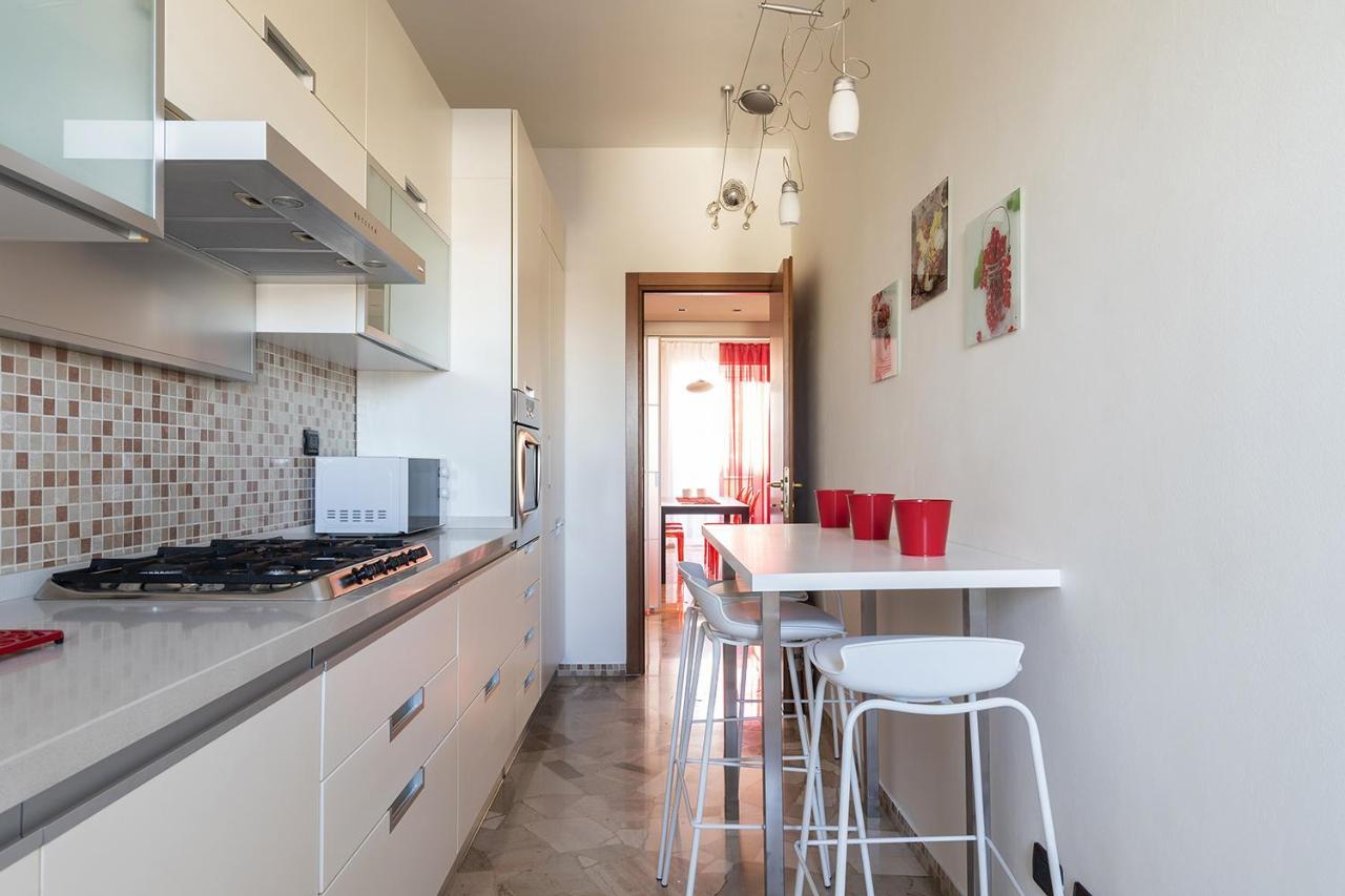 La Casa Di Cri Sul Naviglio Apartment Milan Luaran gambar